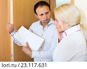 collector and debtor. Стоковое фото, фотограф Яков Филимонов / Фотобанк Лори
