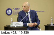 Антон Силуанов -  министр финансов Российской Федерации на Петербургском международном экономическом форуме ПМЭФ-2016. Редакционное видео, видеограф Игорь Долгов / Фотобанк Лори