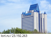 Здание штаб-квартиры ПАО «Газпром» (Москва, улица Наметкина, дом 16) (2016 год). Редакционное фото, фотограф Александр Замараев / Фотобанк Лори