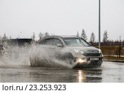 Honda CR-V (2016 год). Редакционное фото, фотограф Art Konovalov / Фотобанк Лори