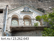 Пещерный монастырь Инкерман, Крым. Фрагмент. (2015 год). Стоковое фото, фотограф Колодчук Александра / Фотобанк Лори