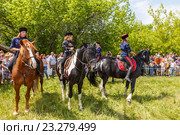 Девочки казачки на лошадях (2016 год). Редакционное фото, фотограф Акиньшин Владимир / Фотобанк Лори