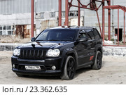 Jeep Grand Cherokee SRT-8 (2016 год). Редакционное фото, фотограф Art Konovalov / Фотобанк Лори