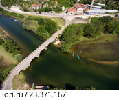 Вид на город Риека Црноевича, Черногория (2016 год). Стоковое фото, фотограф Кекяляйнен Андрей / Фотобанк Лори