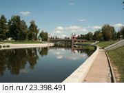 Река Орлик.Город Орел. (2016 год). Редакционное фото, фотограф Александр Плахов / Фотобанк Лори
