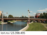 Александровский мост в городе Орле (2016 год). Редакционное фото, фотограф Александр Плахов / Фотобанк Лори
