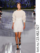 PARIS, FRANCE - OCTOBER 02: A model walks the runway during the Christian Dior show as part of the Paris Fashion Week Womenswear Spring/Summer 2016 on October 2, 2015 in Paris, France. Редакционное фото, фотограф Anton Oparin / Фотобанк Лори