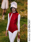 PARIS, FRANCE - OCTOBER 07: A model walks the runway during the Moncler Gamme Rouge show as part of the Paris Fashion Week Womenswear Spring/Summer 2016 on October 7, 2015 in Paris, France. Редакционное фото, фотограф Anton Oparin / Фотобанк Лори