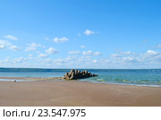 Волга, тетраподы на водохранилище. Стоковое фото, фотограф Staryh Luiba / Фотобанк Лори