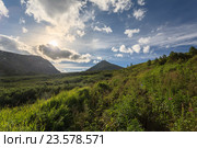 Алтай. Усть-Коксинский район. Солнце над горами и облака. Стоковое фото, фотограф Владимир Панкевич / Фотобанк Лори