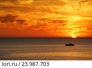 Солнце садится в море. Стоковое фото, фотограф Dmitry29 / Фотобанк Лори