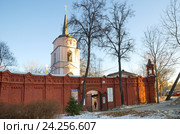 Усадьба Покровское-Глебово-Стрешнево, Москва. Храм Покрова Пресвятой Богородицы (2016 год). Стоковое фото, фотограф Елена Коромыслова / Фотобанк Лори