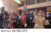 Украинский патриотический флэш-моб, песня (2016 год). Редакционное видео, видеограф Потийко Сергей / Фотобанк Лори