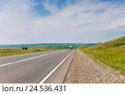 Россия,  Иркутская область.  Трасса М-53 под  городом Куйтун (2016 год). Редакционное фото, фотограф Александр Циликин / Фотобанк Лори