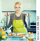 woman with fish. Стоковое фото, фотограф Яков Филимонов / Фотобанк Лори