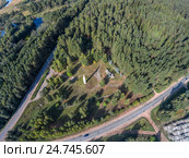 Обелиск на въезде в поселок Максатиха (2015 год). Редакционное фото, фотограф Илья Якунин / Фотобанк Лори