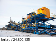 Добыча медной руды. Conveyor belt with an ore. Стоковое фото, фотограф Юлия Врублевская / Фотобанк Лори