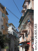 Улица в старом Макао, Китай (2015 год). Стоковое фото, фотограф Vladislav Osipov / Фотобанк Лори