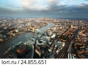 London aerial view with Tower Bridge in sunset time, UK (2014 год). Стоковое фото, фотограф Iakov Kalinin / Фотобанк Лори