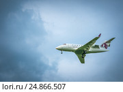 Canadair Challenger (A7-CEG) Qatar Executive. Before landing in the Pulkovo Airport (2016 год). Редакционное фото, фотограф Ольга Визави / Фотобанк Лори