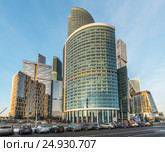 Комплекс "Башня на Набережной" делового центра "Москва-Сити" (2016 год). Редакционное фото, фотограф Николай Сачков / Фотобанк Лори