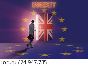 Businessman in Brexit concept - UK leaving EU. Стоковое фото, фотограф Elnur / Фотобанк Лори