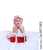 Adorable baby girl  with gifts. Стоковое фото, фотограф Дубровская Татьяна / Фотобанк Лори