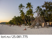 Boracay, Philippines - March 15, 2016: Evening landscape on White Beach Boracay. Редакционное фото, фотограф Ершов Максим / Фотобанк Лори