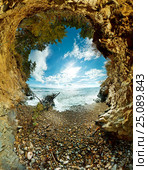 Rocky cave with trees overlooking the beach and water from Lake Baikal. Стоковое фото, фотограф Zakirov Aleksey / Фотобанк Лори