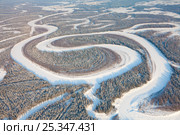 Bird eye view onto forest river in winter. Стоковое фото, фотограф Владимир Мельников / Фотобанк Лори