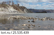 Lake Baikal in the spring, Russia (2017 год). Стоковое видео, видеограф Наталия Макарова / Фотобанк Лори
