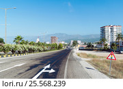 Kumluca, Turkey - June 20.2014. General view of city in summer at height of tourist season. Редакционное фото, фотограф Володина Ольга / Фотобанк Лори