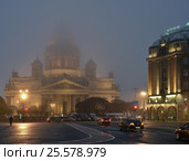 Исаакиевская площадь. Санкт-Петербург (2015 год). Редакционное фото, фотограф Александр Алексеев / Фотобанк Лори