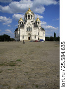 NOVOCHERKASSK, RUSSIA - SEPTEMBER 17, 2011: The Ascension Cathedral in Novocherkassk, Rostov Oblast, Russia. Стоковое фото, фотограф Шилер Анастасия / Фотобанк Лори