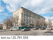 Жилой дом № 15 по улице Башиловская в Москве (2017 год). Редакционное фото, фотограф Давид Мзареулян / Фотобанк Лори