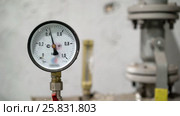 Closeup of a pressure meter on a machine. Стоковое видео, видеограф Алексей / Фотобанк Лори