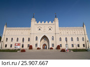 Neo-gothic castle, begun in 1824, incorporates parts of the original 14th century royal fortress, Lublin, Poland. Стоковое фото, агентство BE&W Photo / Фотобанк Лори