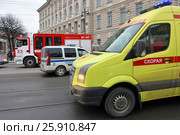 Экстренные службы. Скорая помощь, полиция и пожарная служба (2017 год). Редакционное фото, фотограф Александр Тарасенков / Фотобанк Лори