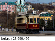 Парад трамваев в Москве. Трамвай "Бесфонарный" ("БФ"), эксплуатация: 1926--1970 гг (2017 год). Редакционное фото, фотограф Андрей Дегтярёв / Фотобанк Лори