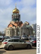 Строящийся храм преподобного Андрея Рублева в Раменках. Город Москва (2017 год). Редакционное фото, фотограф Антон Вербило / Фотобанк Лори