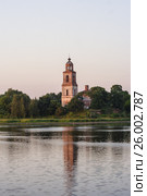 Смоленская церковь в селе Устье Ярославской области на закате (2011 год). Стоковое фото, фотограф Дмитрий Тищенко / Фотобанк Лори