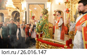 Русская православная церковь,  Пасха. Пасхальная служба 2017 году, Уфа. Христос Воскресе (2014 год). Редакционное видео, видеограф Mikhail Erguine / Фотобанк Лори