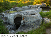Cave city Bakla in Bakhchysarai Raion, Crimea. Стоковое фото, фотограф Юлия Машкова / Фотобанк Лори