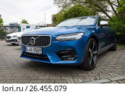 BERLIN - MAY 13, 2017: Executive car Volvo V90 D4 AWD R-Design, 2016. Exhibition "Oldtimertage Berlin-Brandenburg". Редакционное фото, фотограф Sergey Kohl / Фотобанк Лори