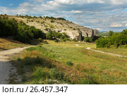 Cave City in Bakhchysarai Raion, Crimea. Стоковое фото, фотограф Юлия Машкова / Фотобанк Лори