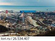 Краснодарский край, Туапсе, вид сверху на промзону в центральной части города. Стоковое фото, фотограф glokaya_kuzdra / Фотобанк Лори