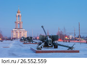 Курск. Аллея Славы. Пушка ЗИС-3 (2016 год). Редакционное фото, фотограф Литвяк Игорь / Фотобанк Лори
