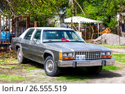 Ford LTD Crown Victoria (2017 год). Редакционное фото, фотограф Art Konovalov / Фотобанк Лори