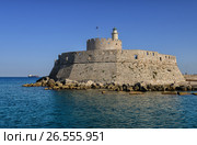 Fort of St. Nicholas in Mandaki Harbor, Rhodes (2016 год). Стоковое фото, фотограф Антон Стариков / Фотобанк Лори