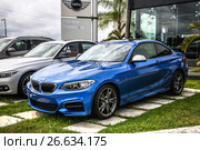 BMW 2-series (2017 год). Редакционное фото, фотограф Art Konovalov / Фотобанк Лори